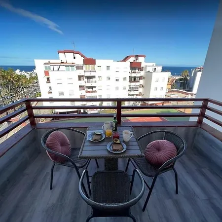 Centrico De Estilo Nordico Costa Adeje (Tenerife)